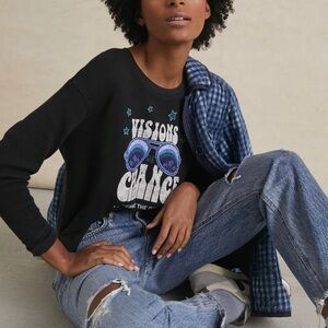 ANTHROPOLOGIE Thermal Top - Visions of Change Graphic - Women’s Small - New